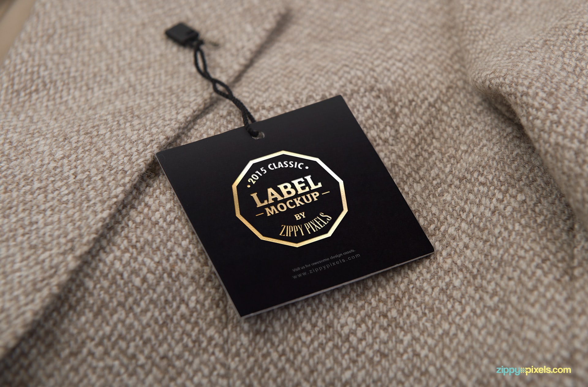 07-embroidered-tag-mockups-824x542